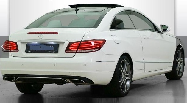 Left hand drive MERCEDES E CLASS 200 Sportpaket 